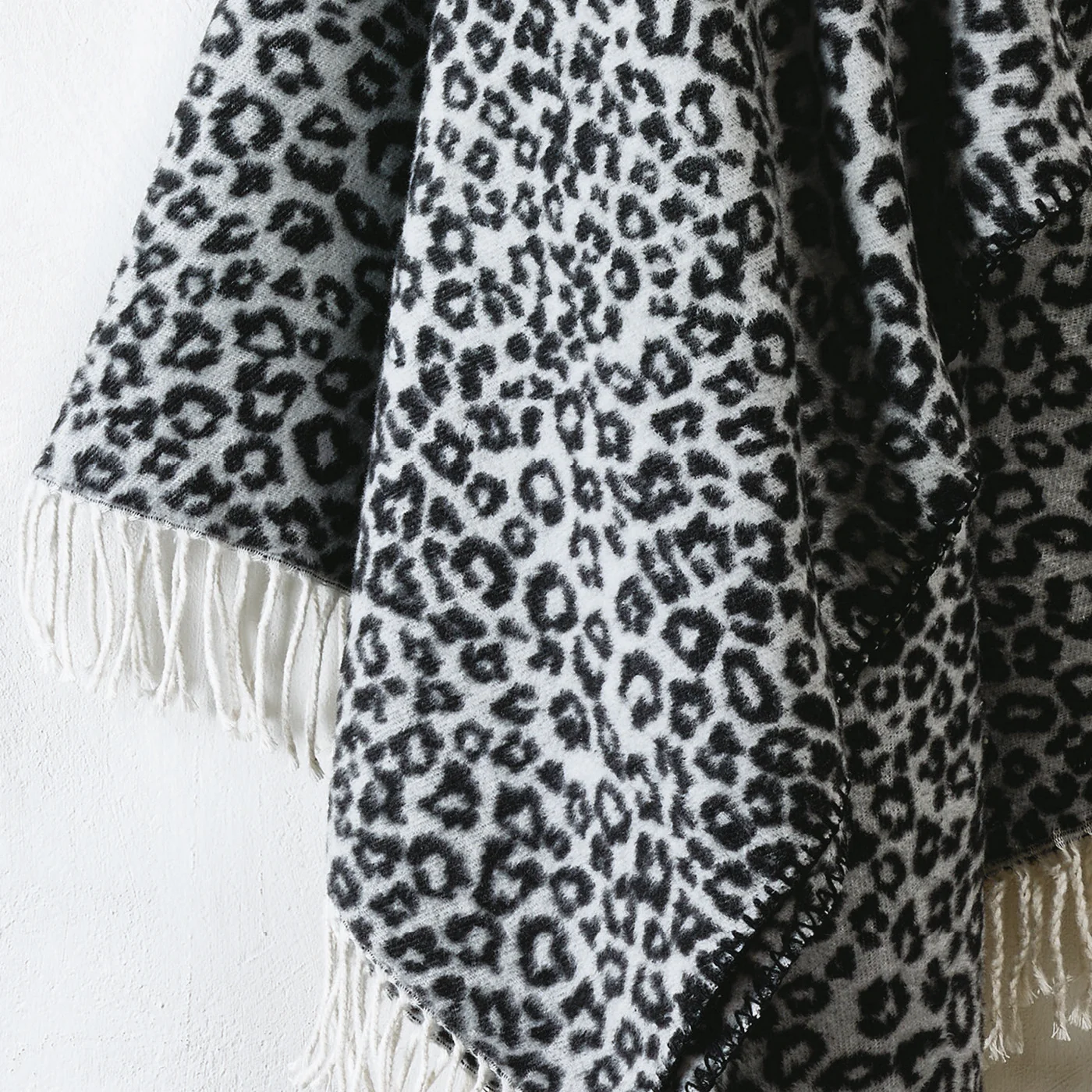 Plaid Tissé - Noir / Gris Foncé - Leopard - Image 5