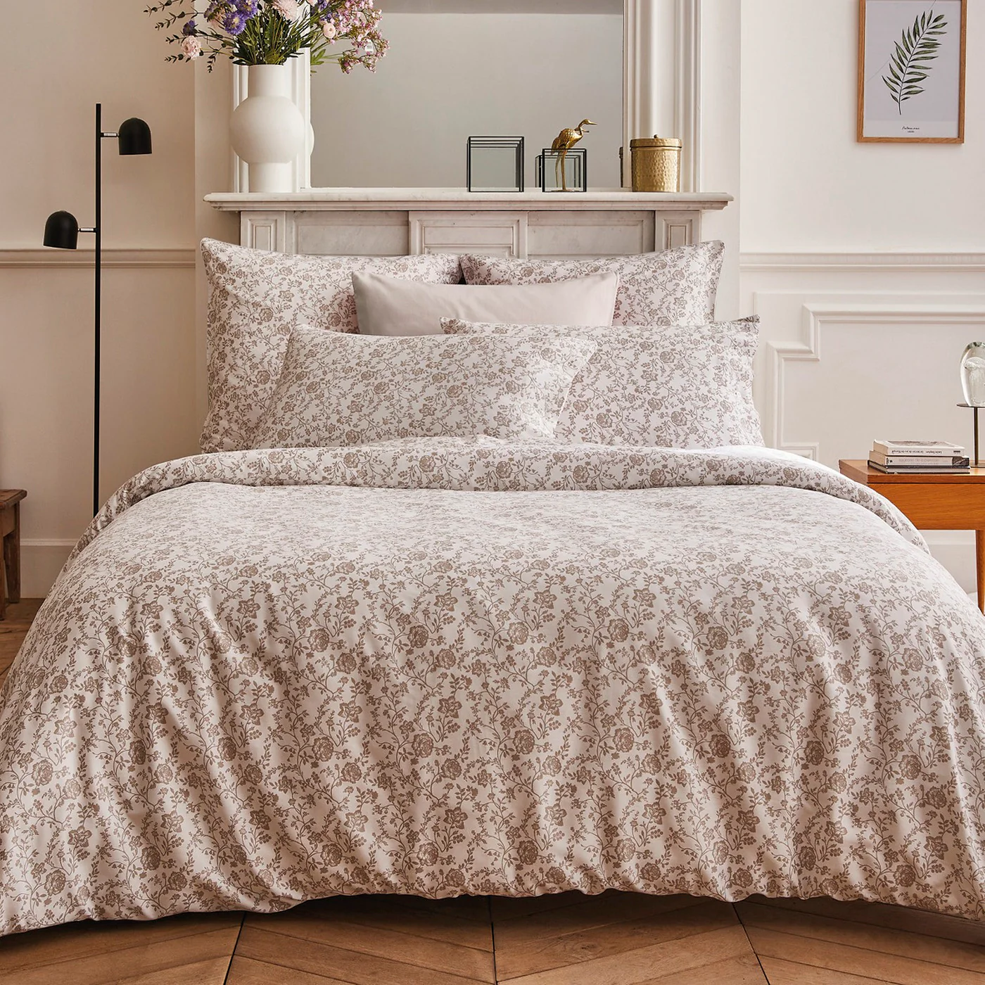 Set De 2 Taies D'Oreiller Satin De Coton - Blanc / Taupe - Parterre De Roses - Image 2