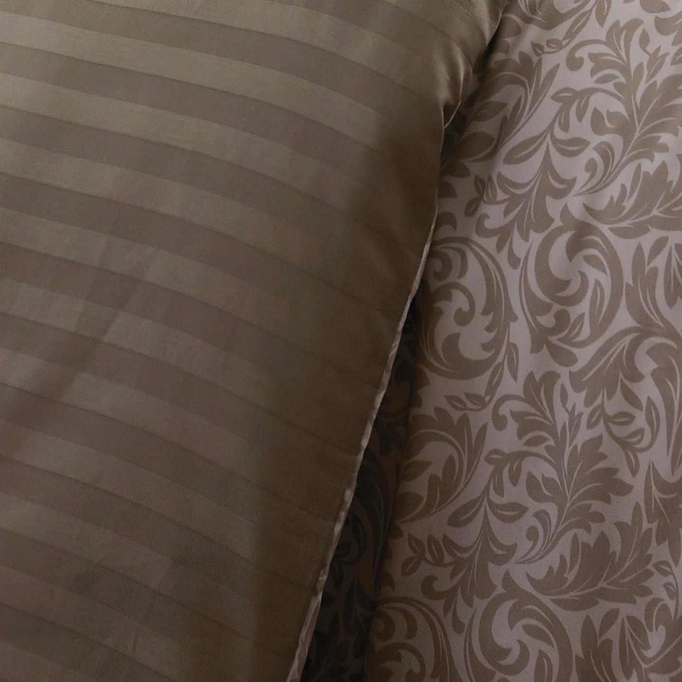 Set De 2 Taies D'Oreiller Satin De Coton - Taupe - Damask Floralia - Image 4