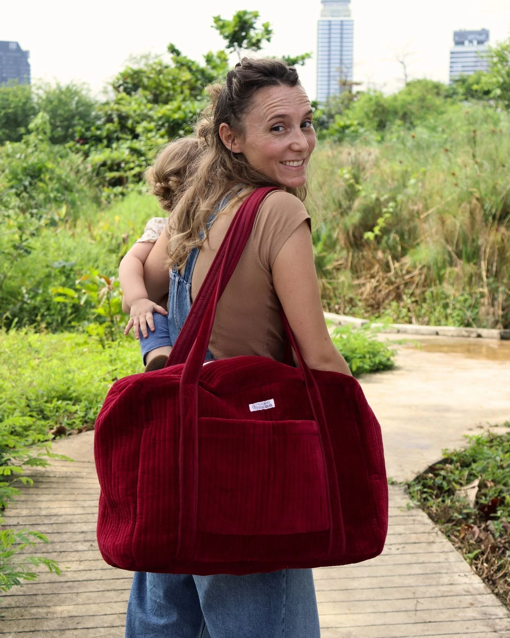 Sac Week-End Lola - Velours Lie De Vin - Image 3
