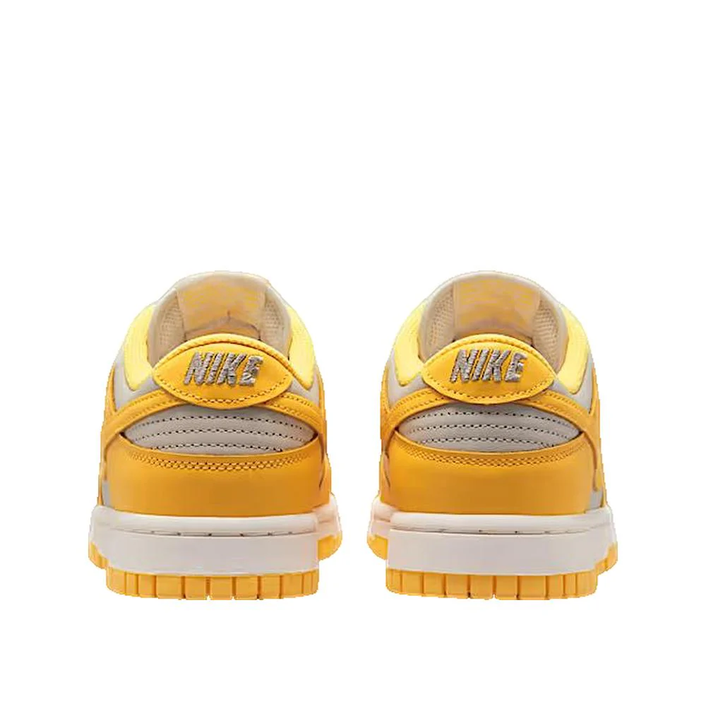 Baskets Dunk Low - Beige - Image 3
