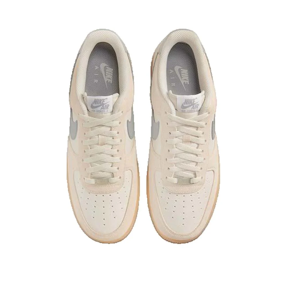 Baskets Air Force 1 '07 LV8 - Beige - Image 2