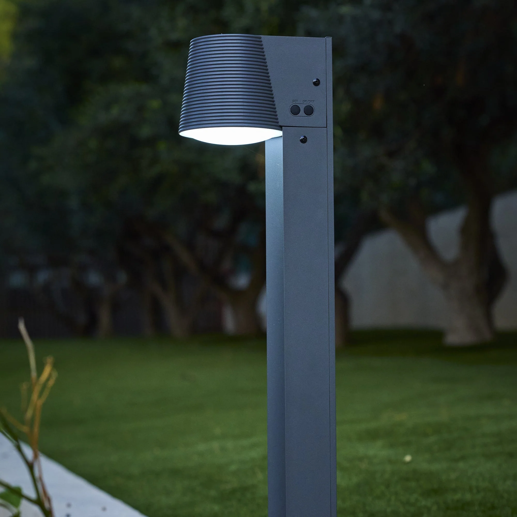 Borne & Potelet Solaire - Soline Tall - Image 4