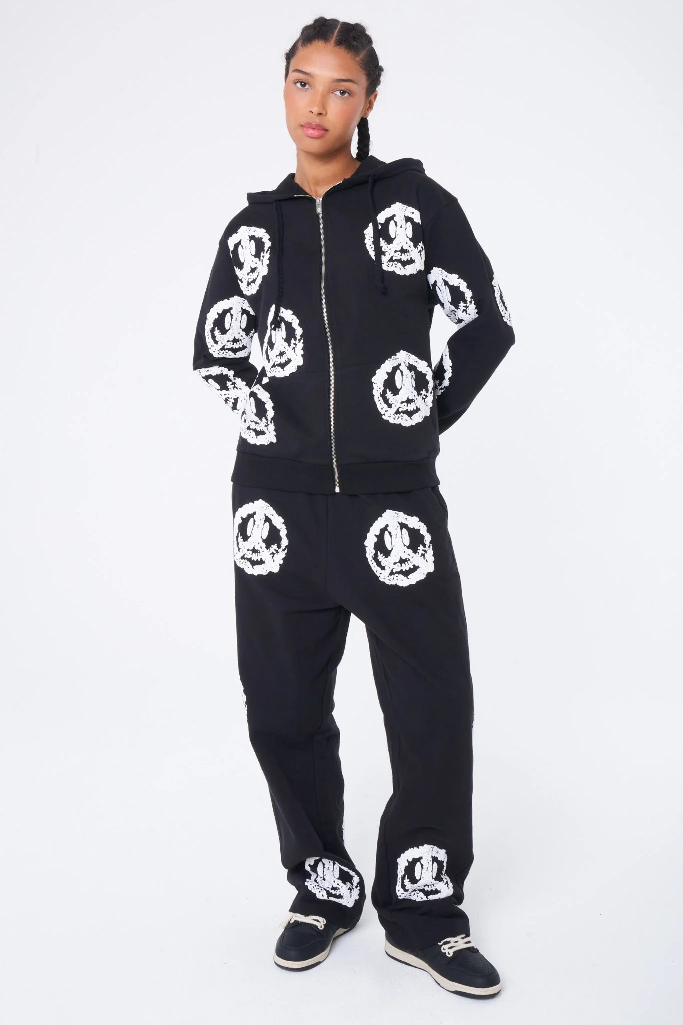 Sweat South - Black - Image 7