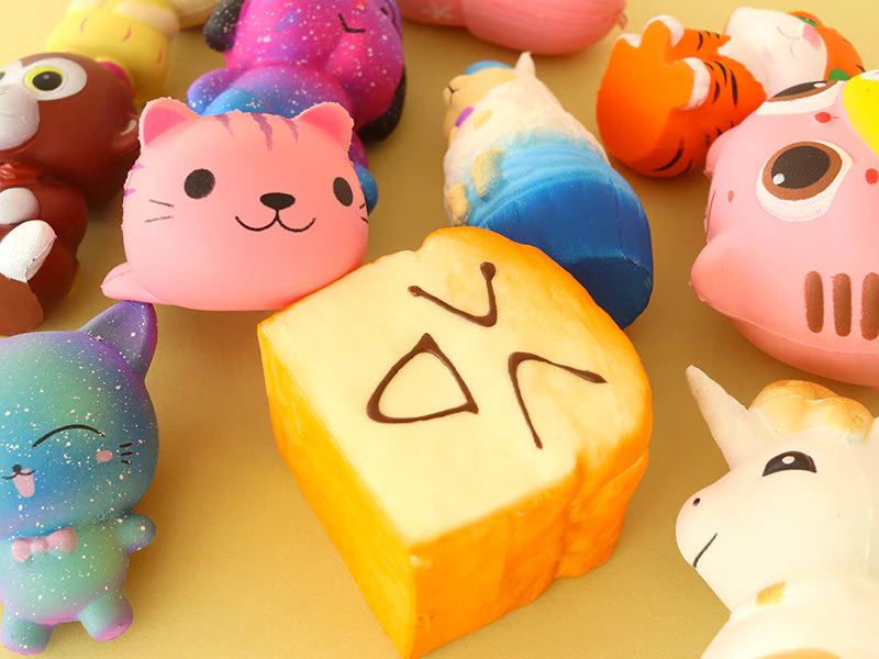Squishy Licorne Blanche Et Dorée - Image 5