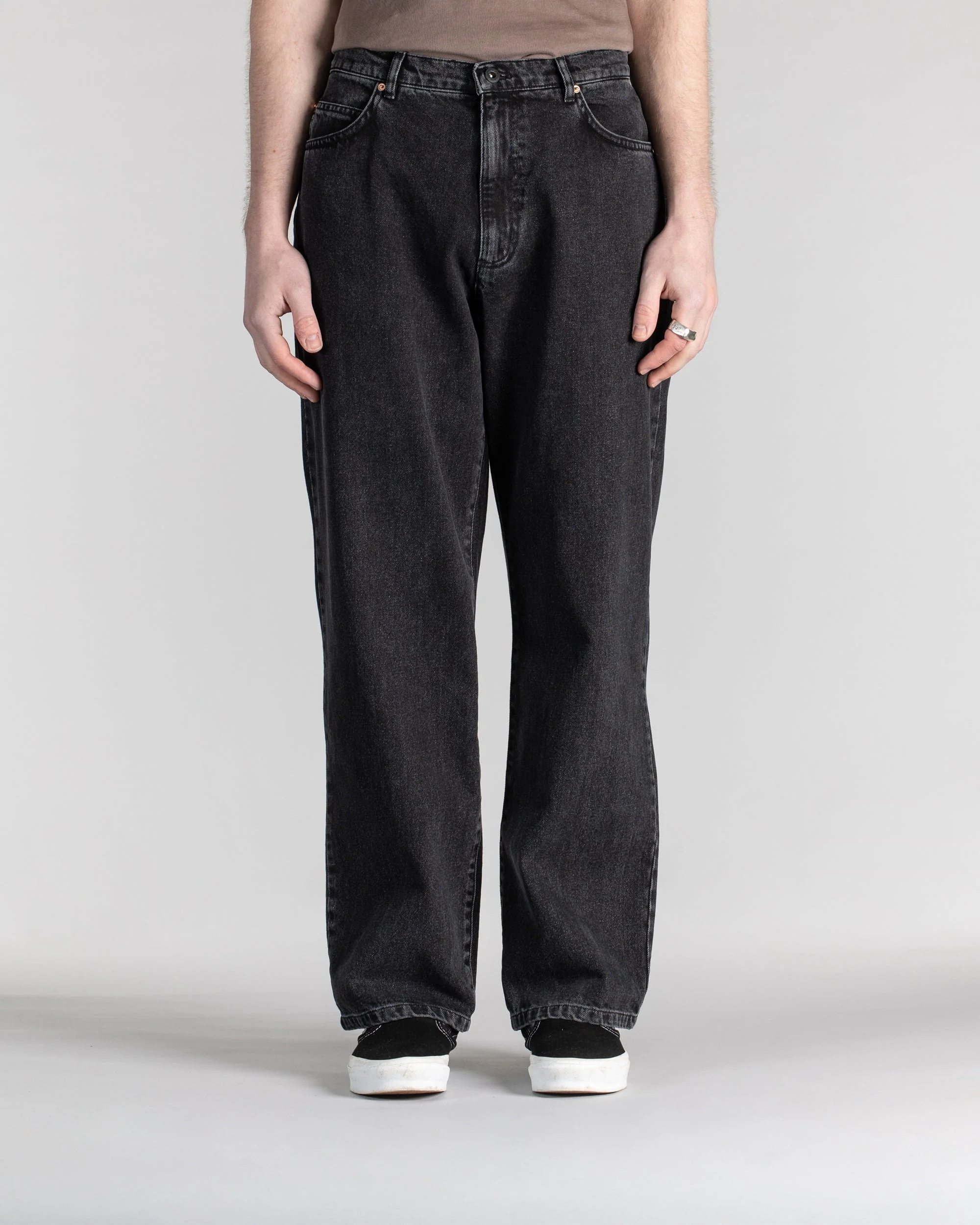 Standard 5 - Washed Black - Image 2