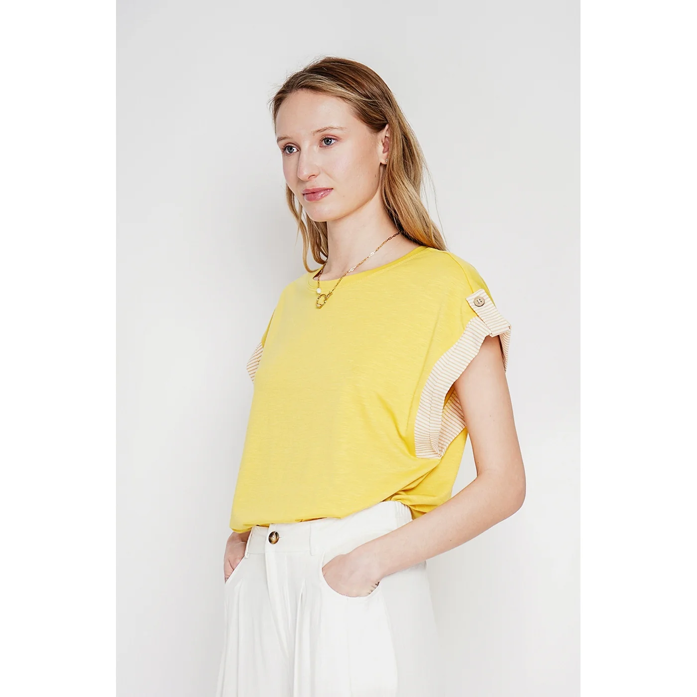 T-Shirt - Curry - Image 2