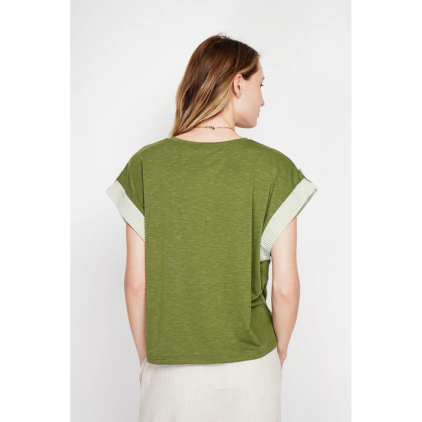 T-Shirt - Kaki Claire - Image 3