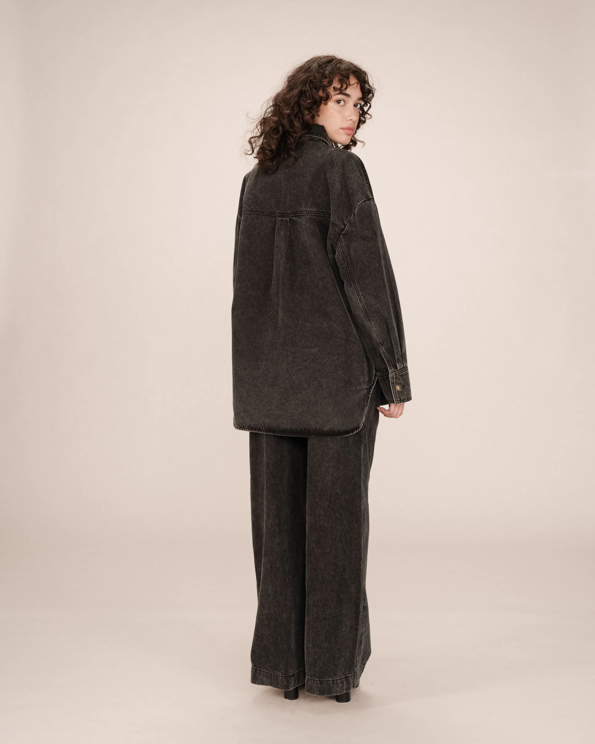 Surchemise Oversize Black Washed Sydney - Image 5