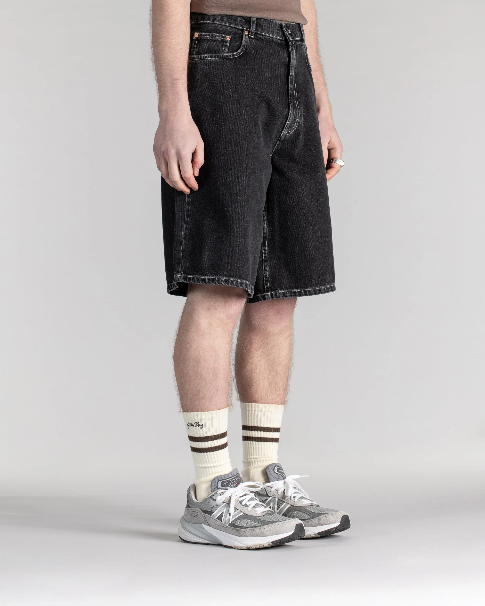 Wide 5 Short - Washed Black - Image 8